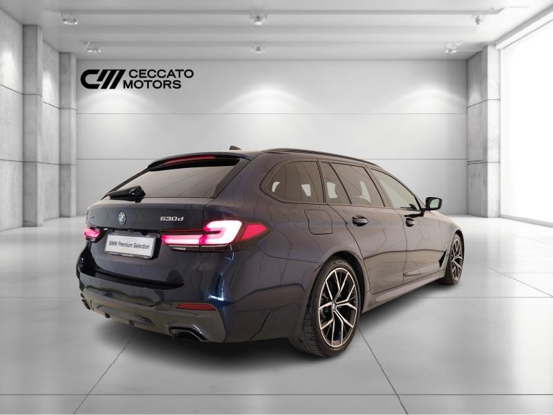 BMW 530d touring mhev 48v xdrive business auto