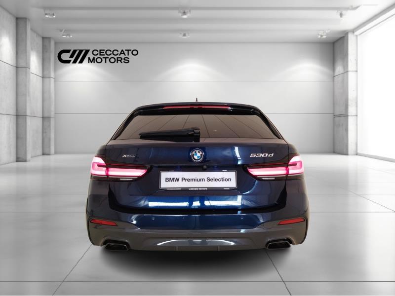 BMW 530d touring mhev 48v xdrive business auto