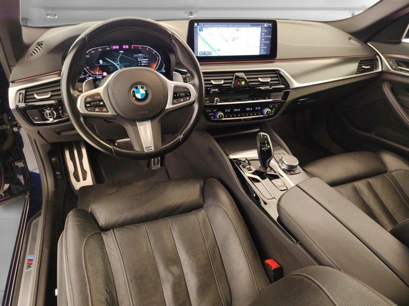 BMW 530d touring mhev 48v xdrive business auto