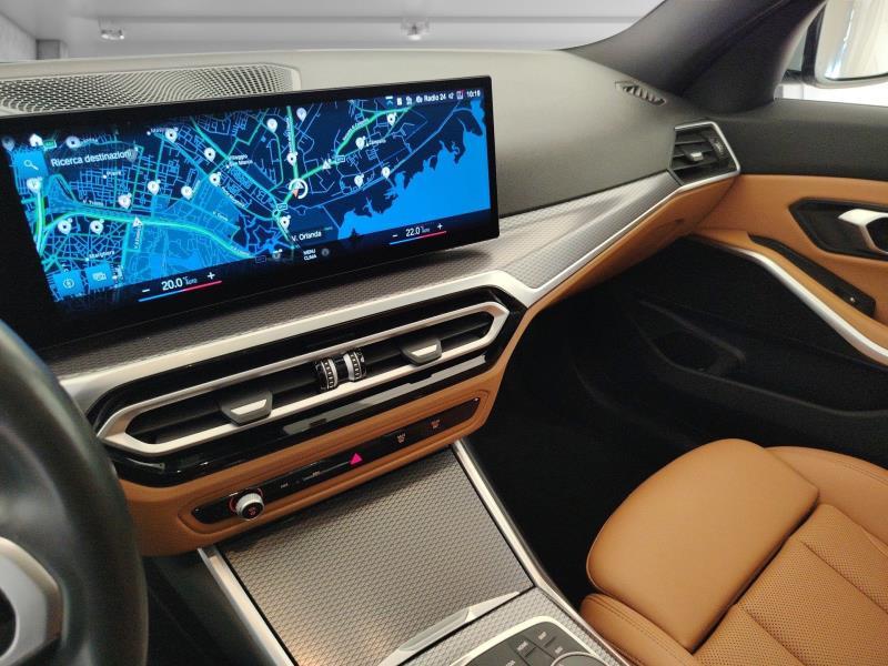 BMW 320d touring mhev 48v xdrive msport auto