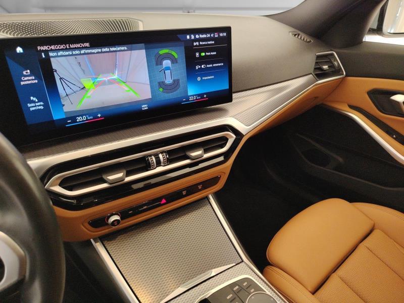 BMW 320d touring mhev 48v xdrive msport auto