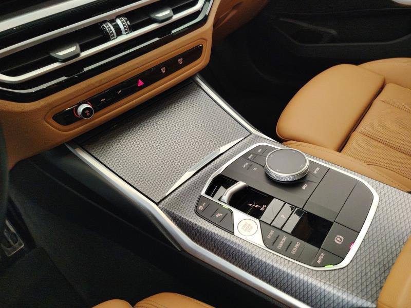 BMW 320d touring mhev 48v xdrive msport auto