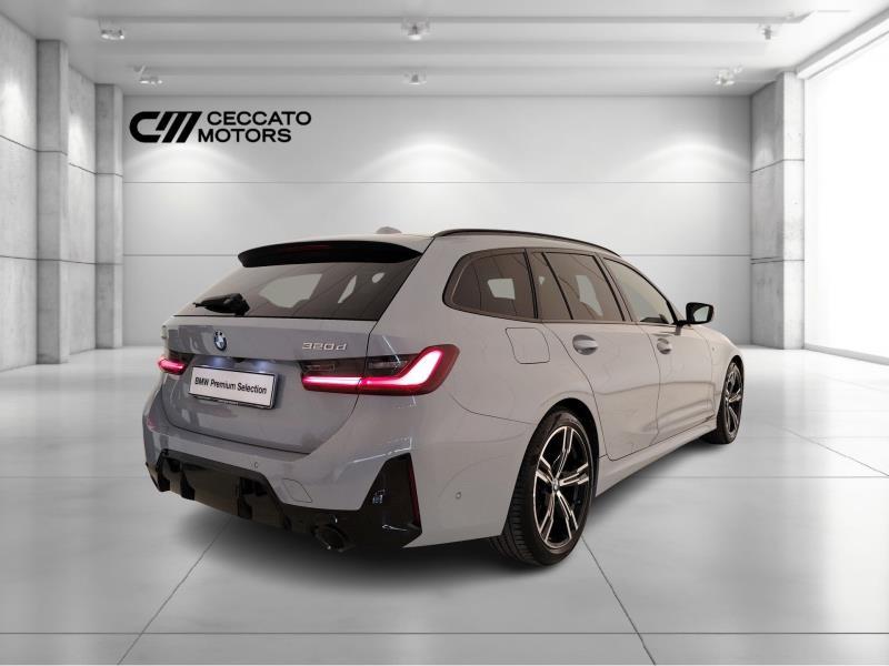 BMW 320d touring mhev 48v xdrive msport auto