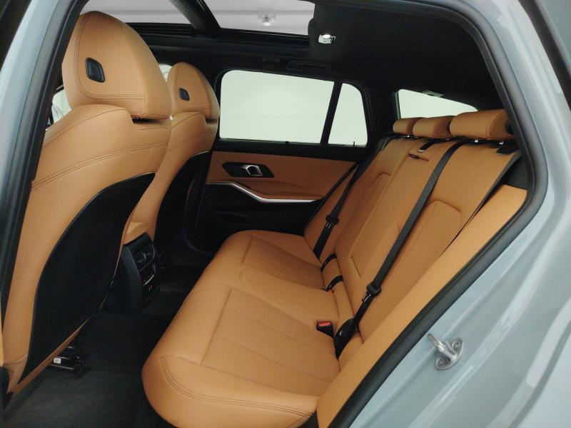 BMW 320d touring mhev 48v xdrive msport auto
