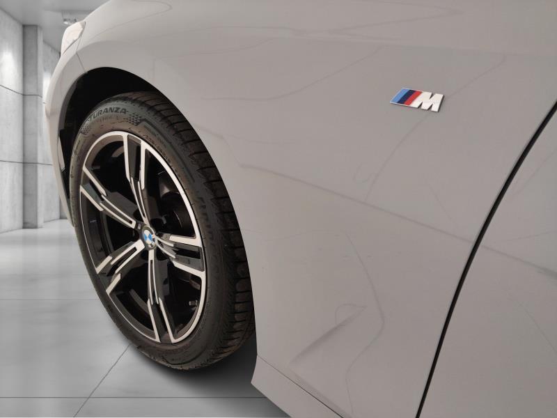 BMW 318i touring msport auto