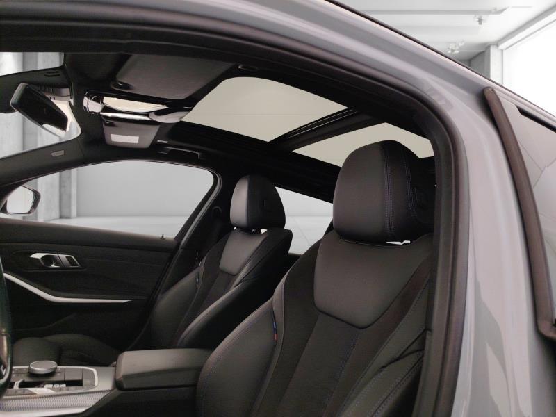 BMW 318i touring msport auto