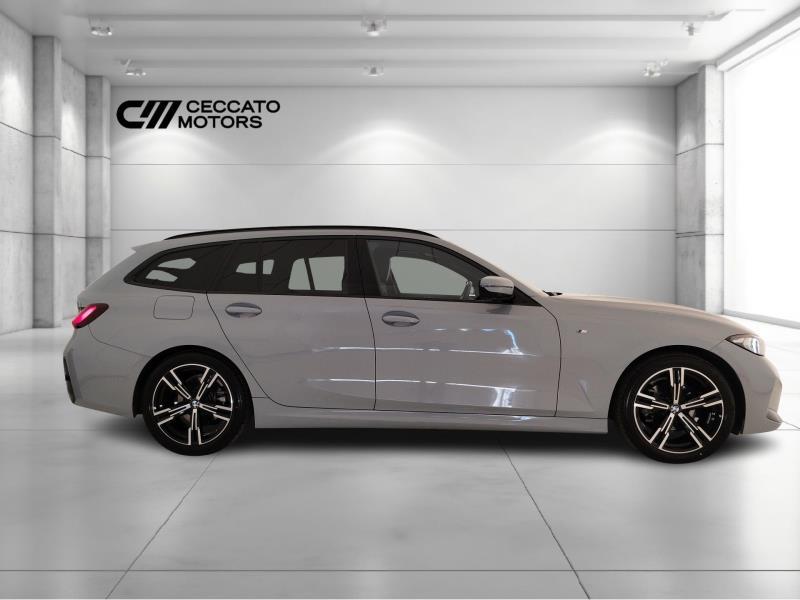 BMW 318i touring msport auto