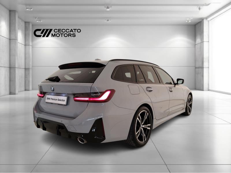BMW 318i touring msport auto