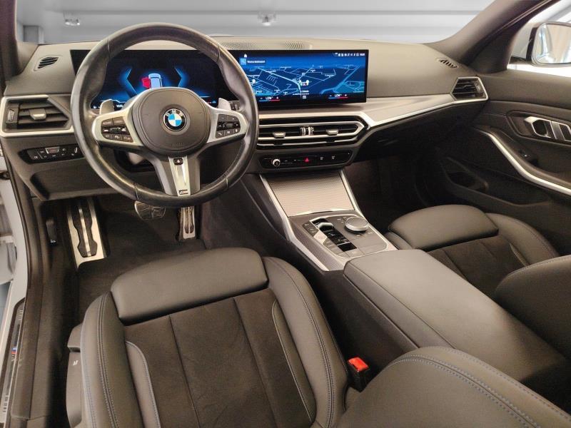 BMW 318i touring msport auto