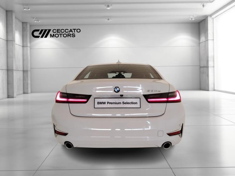 BMW 330e luxury auto