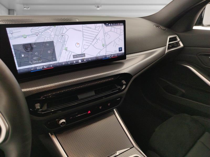 BMW 320d touring mhev 48v xdrive msport auto