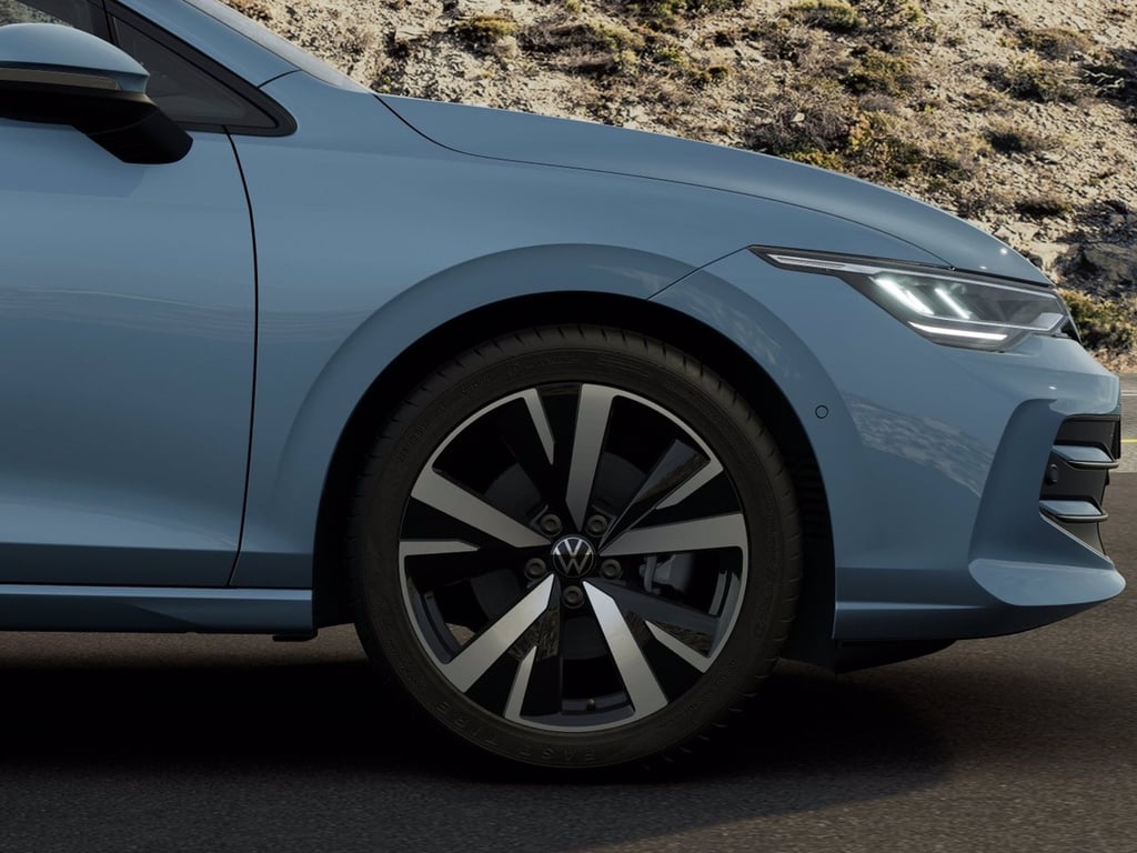 VOLKSWAGEN Golf 1.5 tsi ehybrid edition plus 204cv dsg