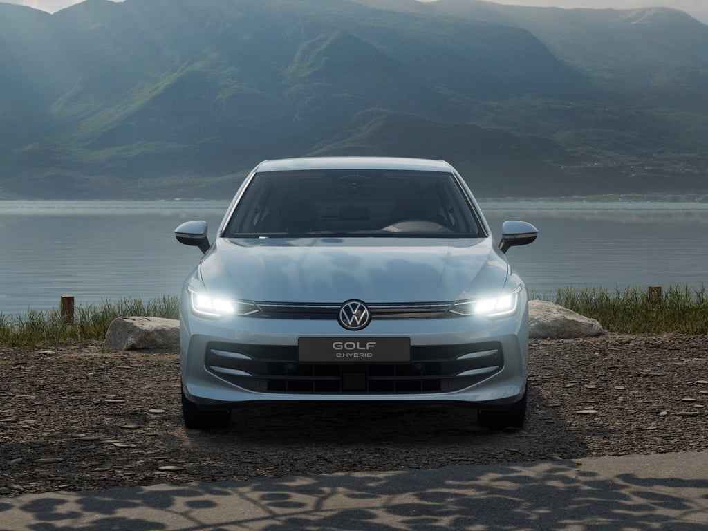 VOLKSWAGEN Golf 1.5 tsi ehybrid edition plus 204cv dsg
