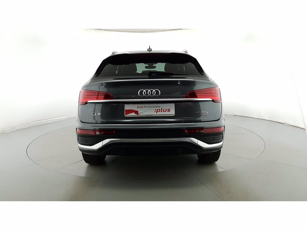AUDI Q5 sportback 40 2.0 tdi mhev 12v s line quattro s-tronic