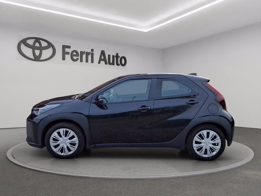 TOYOTA Aygo x 1.5 hybrid e-cvt