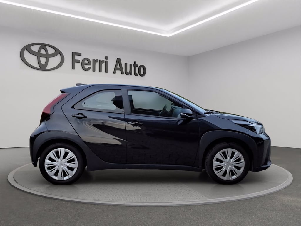 TOYOTA Aygo x 1.5 hybrid e-cvt
