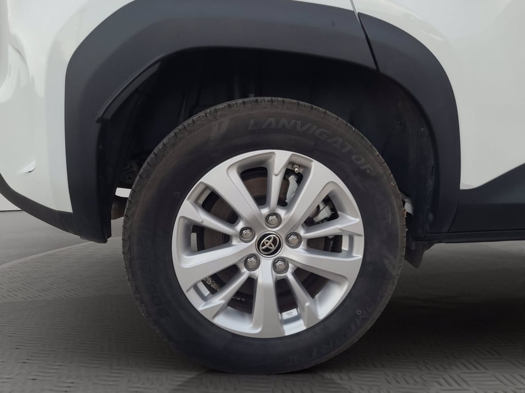 TOYOTA Yaris cross 1.5h active fwd 116cv e-cvt