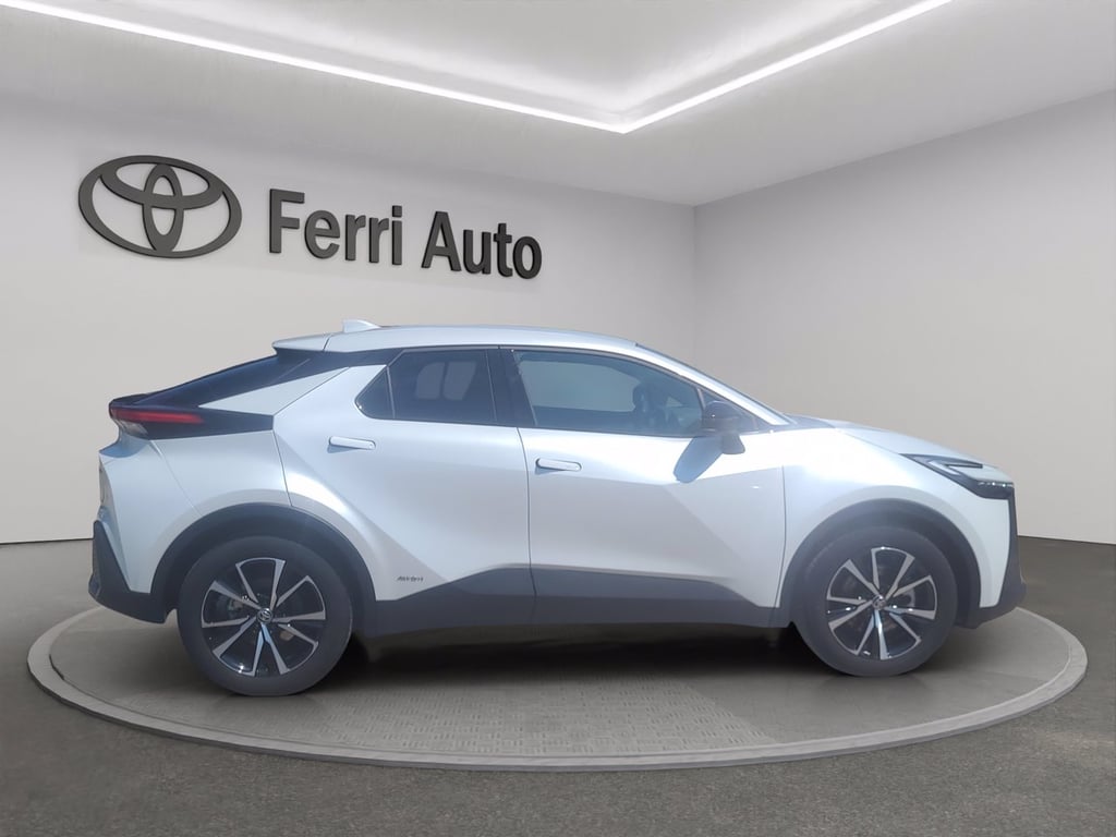TOYOTA C-hr 2.0 hev trend awd e-cvt