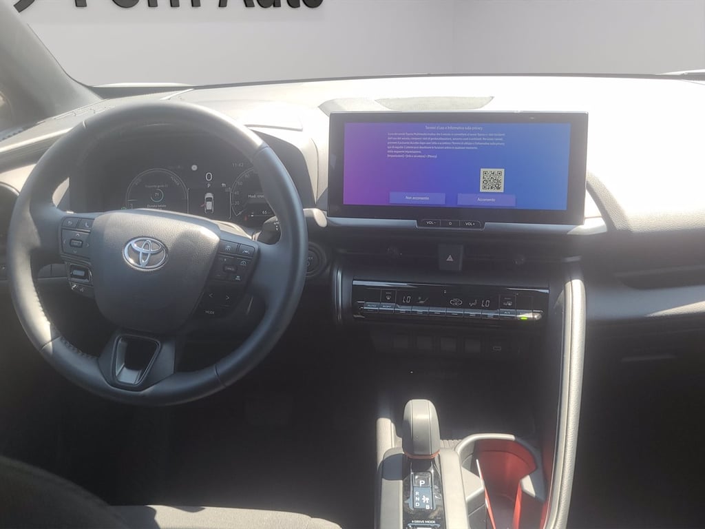 TOYOTA C-hr 2.0 hev trend awd e-cvt