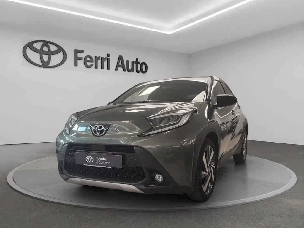 TOYOTA Aygo x 1.0 lounge 72cv