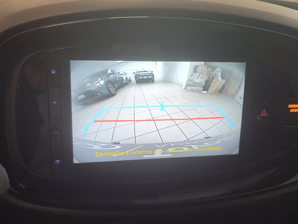 TOYOTA Aygo x 1.0 lounge 72cv
