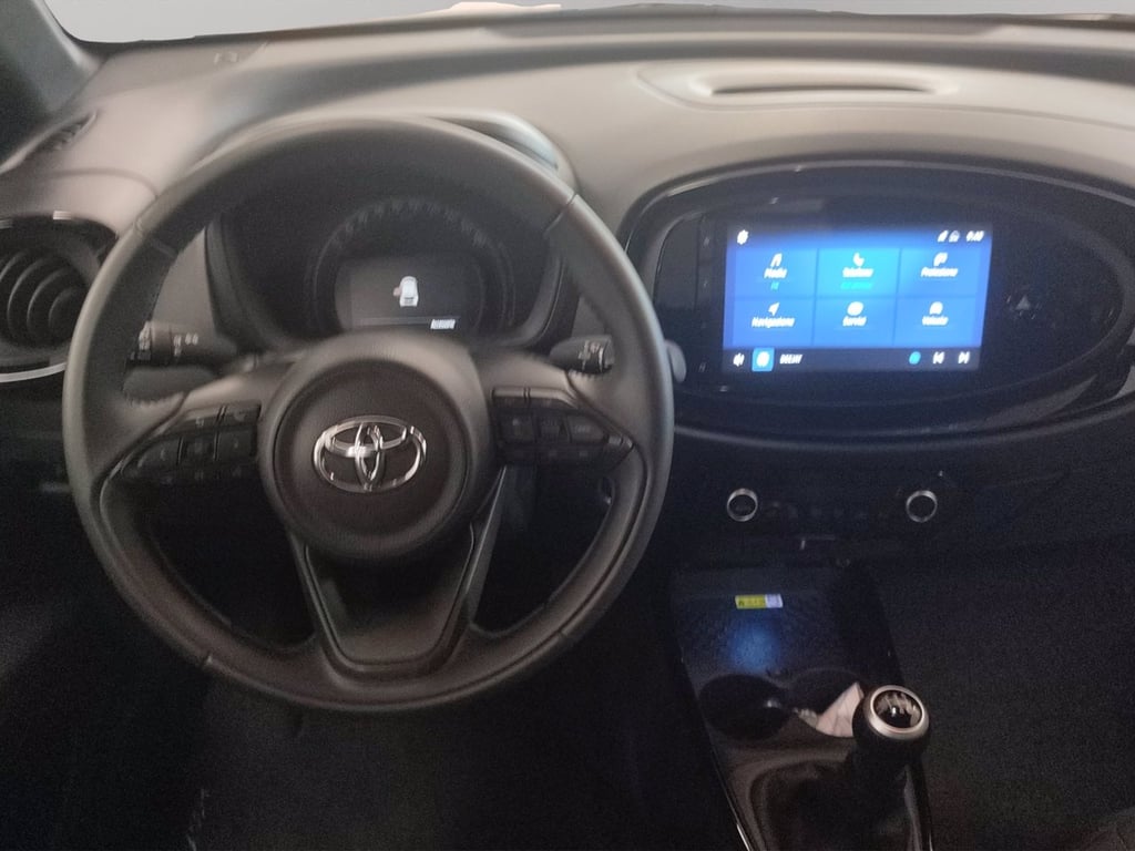 TOYOTA Aygo x 1.0 lounge 72cv