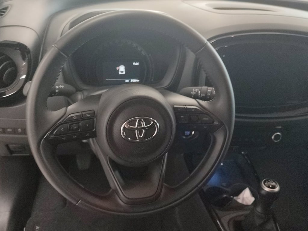 TOYOTA Aygo x 1.0 lounge 72cv