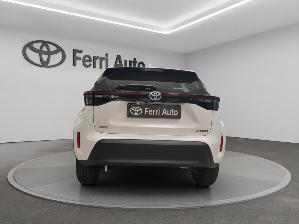 TOYOTA Yaris cross 1.5h active fwd 116cv e-cvt