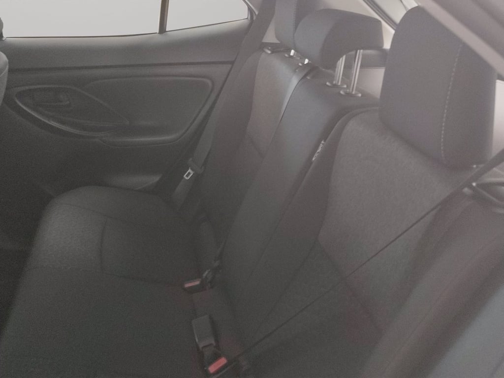 TOYOTA Yaris cross 1.5h active fwd 116cv e-cvt