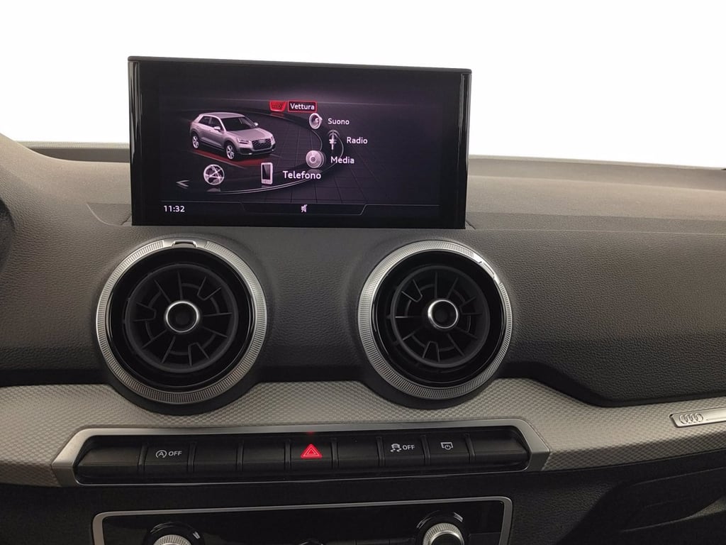 AUDI Q2 35 2.0 tdi business advanced s-tronic