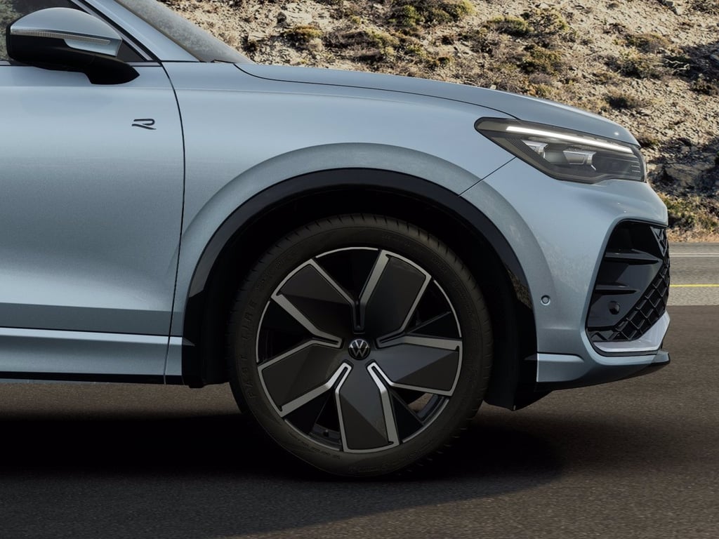 VOLKSWAGEN Tiguan 1.5 etsi r-line 150cv dsg