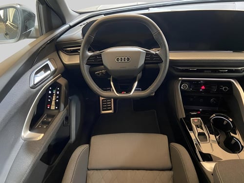 AUDI Q5 2.0 tdi mhev+ launch edition s line quattro 204cv s-tronic