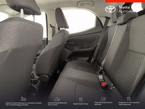 TOYOTA Yaris 1.0 active