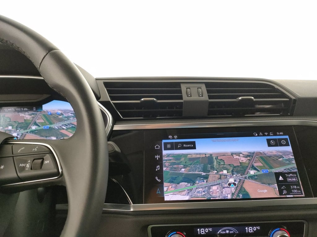 AUDI Q3 35 2.0 tdi business advanced s-tronic