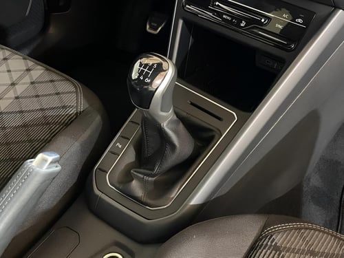 VOLKSWAGEN Taigo 1.0 tsi r-line 115cv