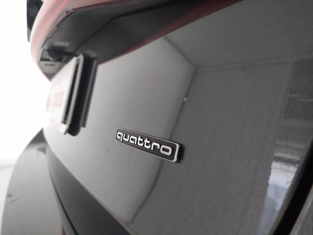 AUDI A6 avant e-tron s line edition quattro 428cv