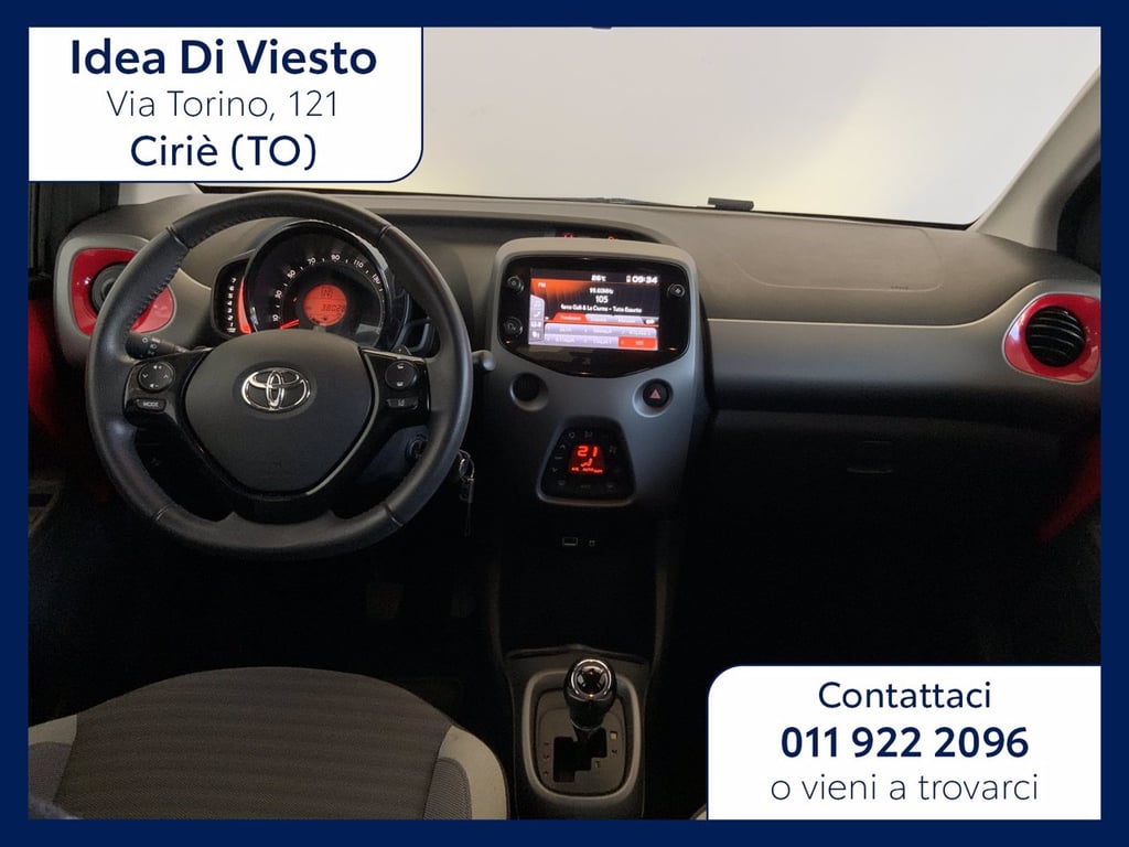 TOYOTA Aygo 5p 1.0 x-play m-mt 72cv