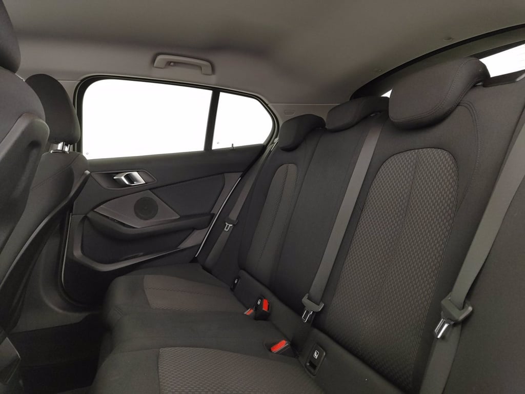 BMW 116i advantage auto