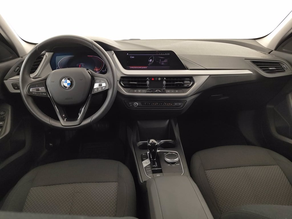 BMW 116i advantage auto