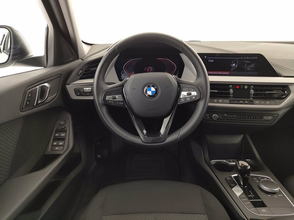 BMW 116i advantage auto