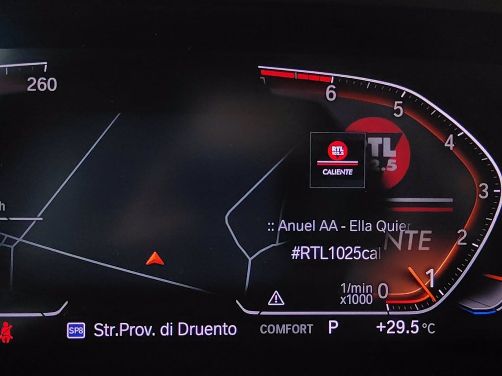 BMW 116i advantage auto