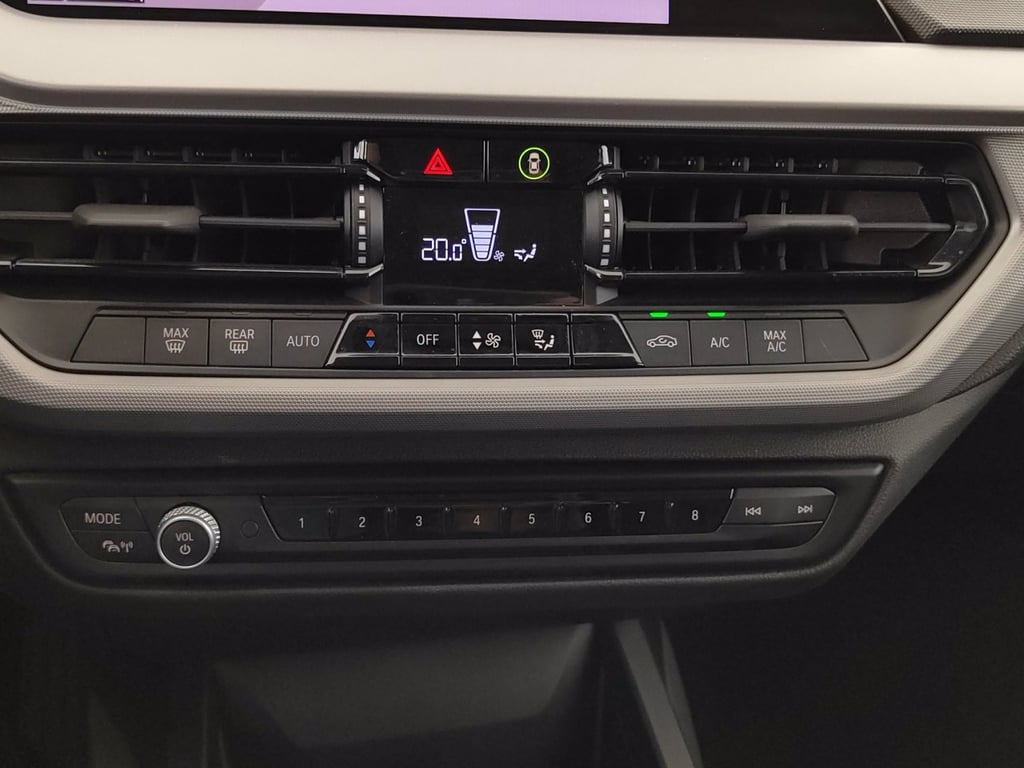 BMW 116i advantage auto