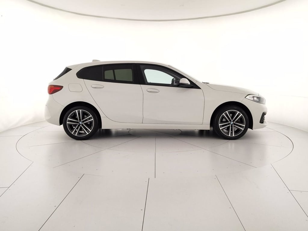 BMW 116i advantage auto