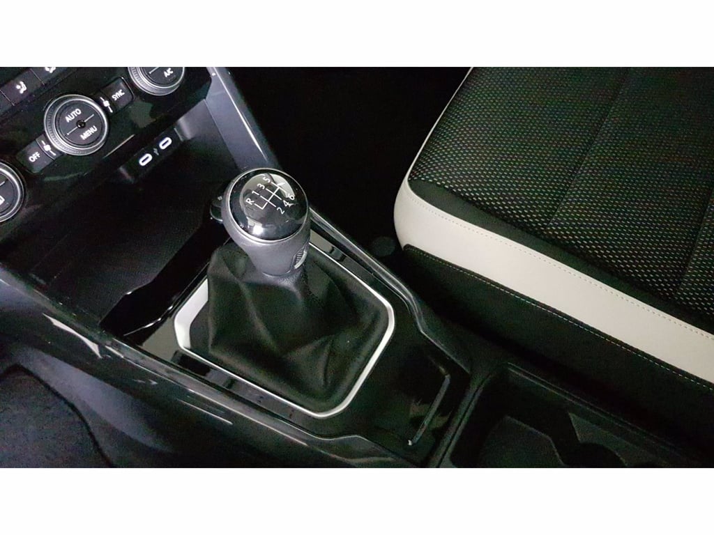 VOLKSWAGEN T-roc 1.5 tsi advanced