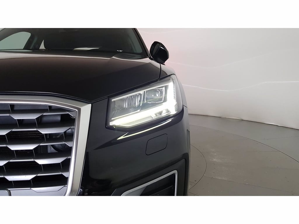 AUDI Q2 30 1.0 tfsi admired