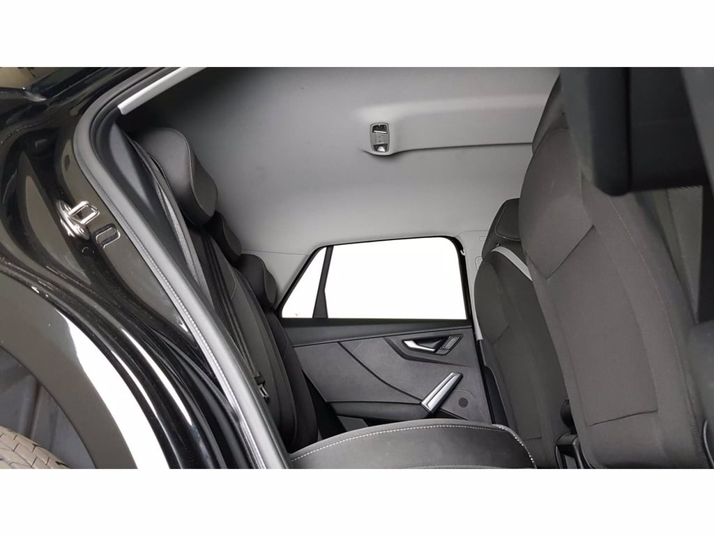AUDI Q2 30 1.0 tfsi admired