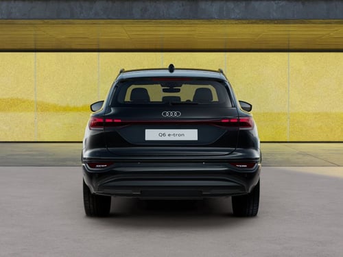AUDI Q6 e-tron business quattro 476cv