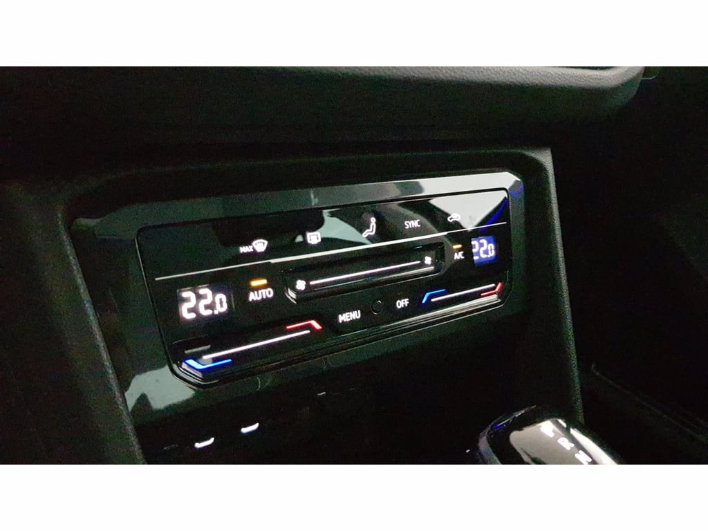 VOLKSWAGEN Tiguan 1.5 tsi life 150cv dsg