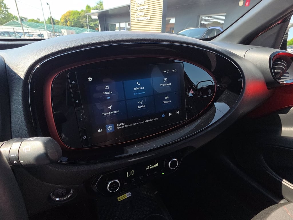 TOYOTA Aygo x 1.0 lounge 72cv