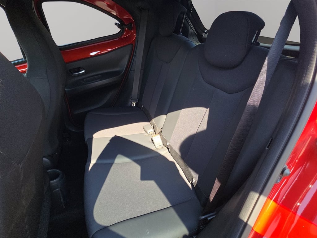 TOYOTA Aygo x 1.0 lounge 72cv